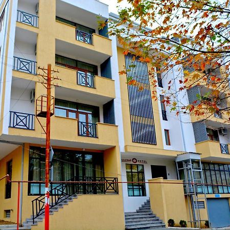 G&G Hotel Tbilisi Luaran gambar