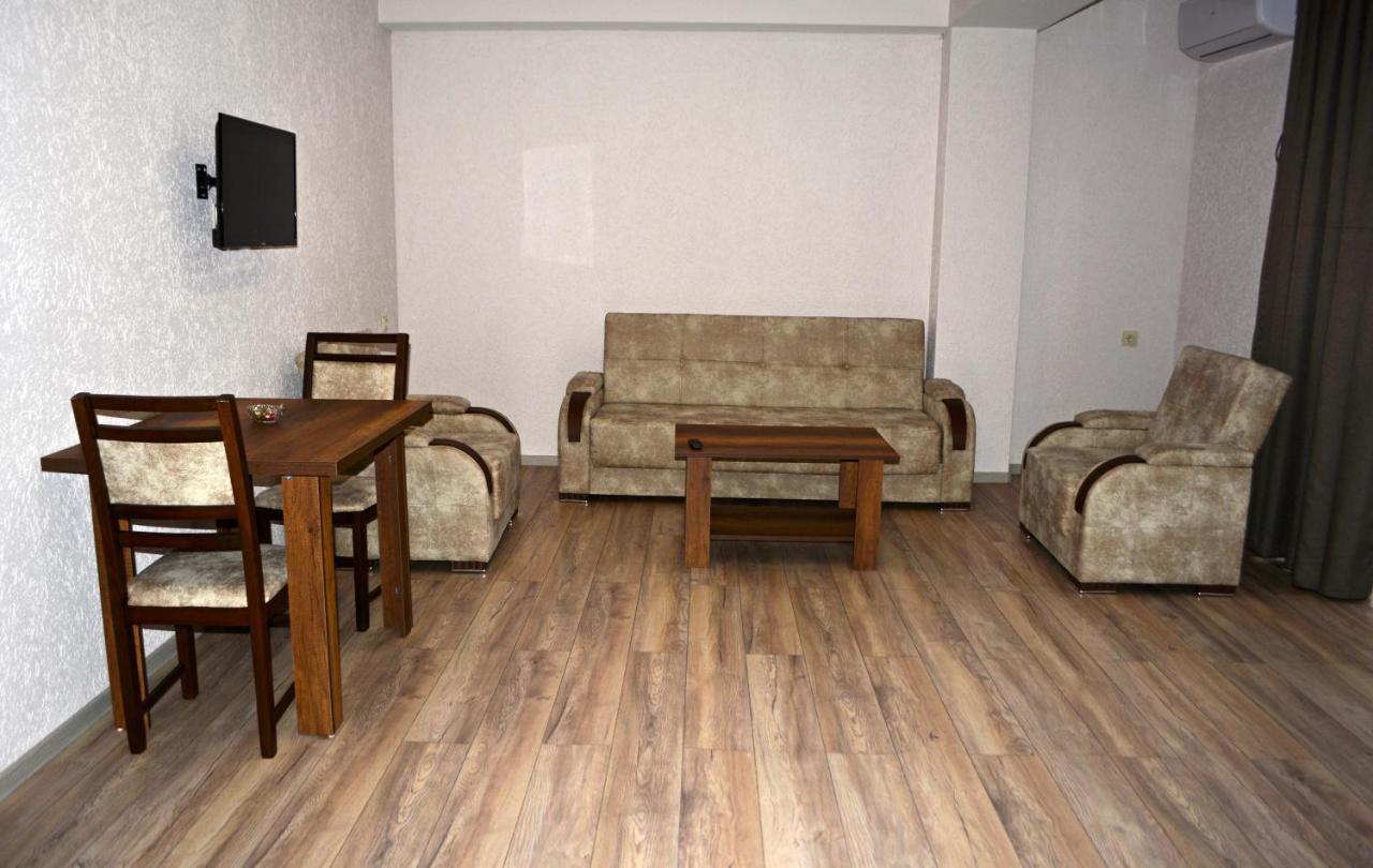 G&G Hotel Tbilisi Luaran gambar