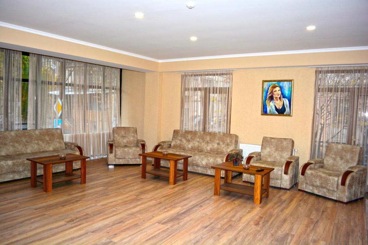 G&G Hotel Tbilisi Luaran gambar