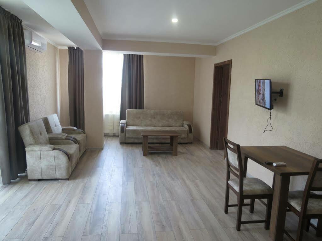 G&G Hotel Tbilisi Luaran gambar